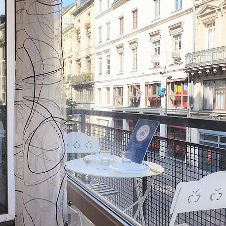 The Old Town - Balcon - Hypercentre Руан Екстериор снимка